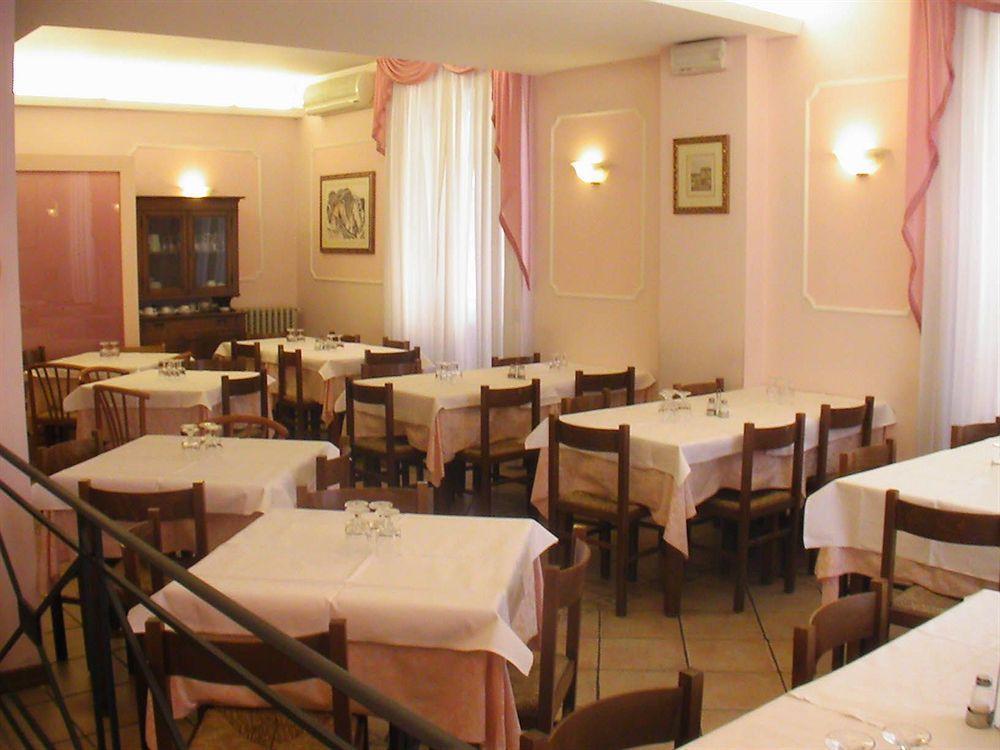 Hotel Venezia Montecatini Terme Exterior foto